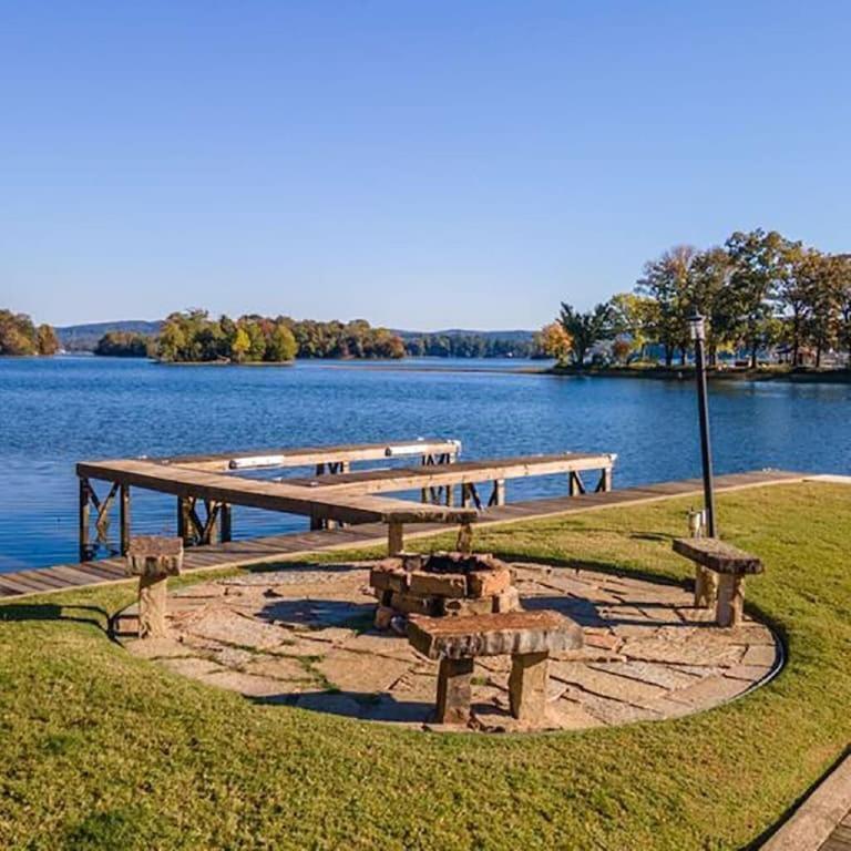 Views!! Luxury Condo W/Gourmet Kitchen, Breathtaking Views Lake Hamilton エクステリア 写真