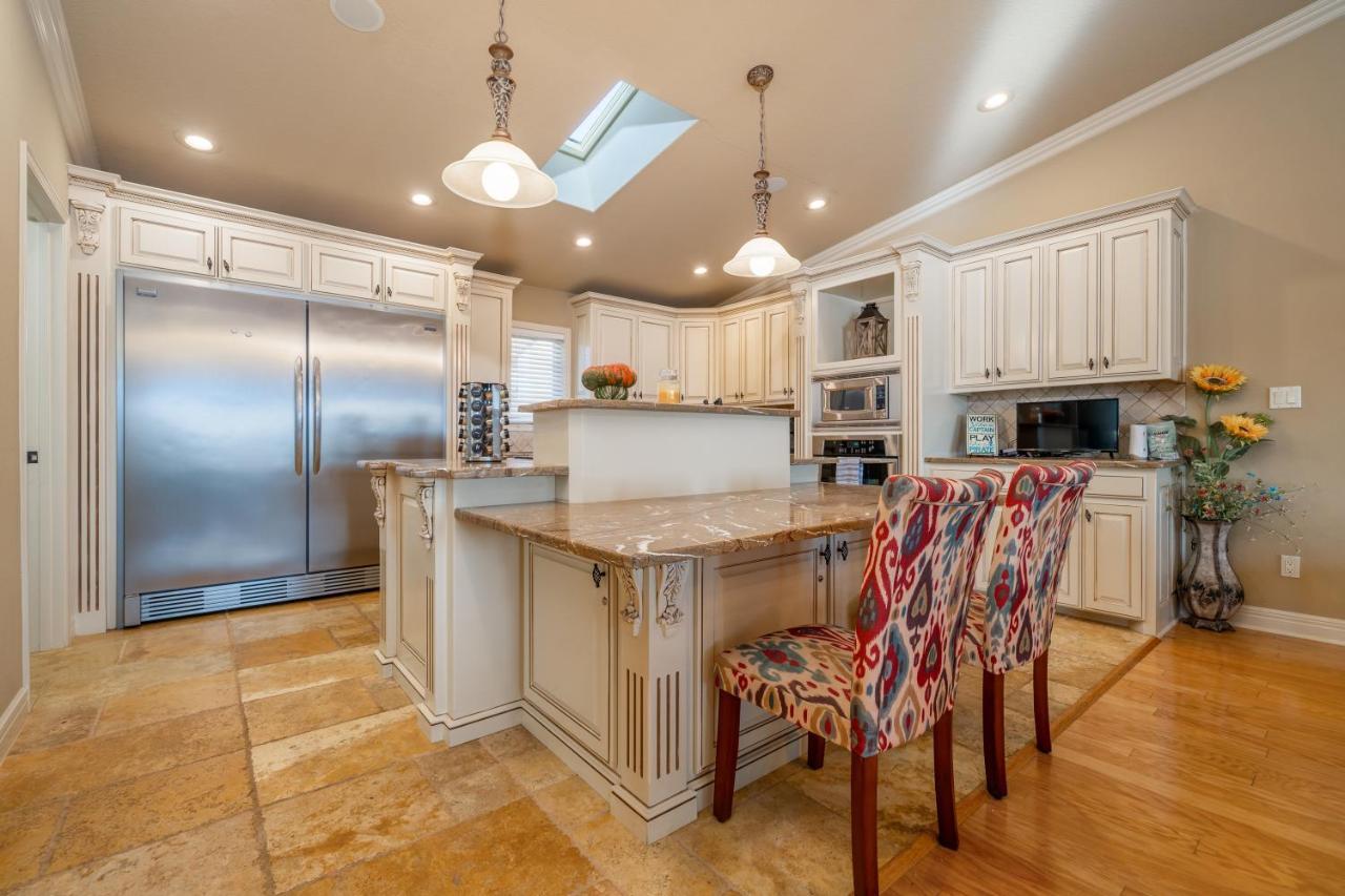 Views!! Luxury Condo W/Gourmet Kitchen, Breathtaking Views Lake Hamilton エクステリア 写真