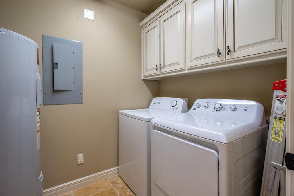 Views!! Luxury Condo W/Gourmet Kitchen, Breathtaking Views Lake Hamilton エクステリア 写真